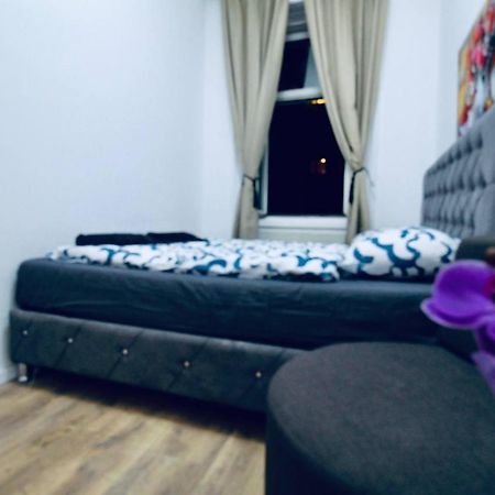 Modern Double Room Js A Wenen Buitenkant foto