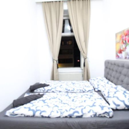 Modern Double Room Js A Wenen Buitenkant foto