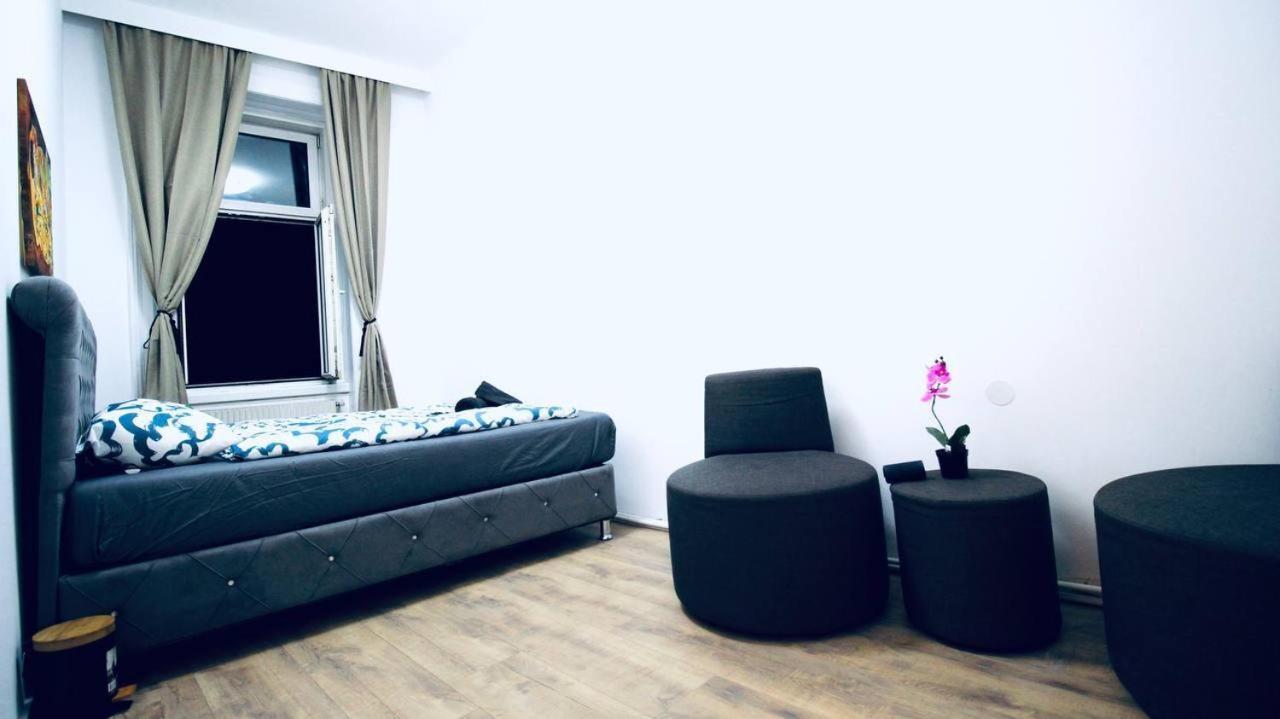Modern Double Room Js A Wenen Buitenkant foto
