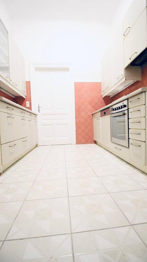 Modern Double Room Js A Wenen Buitenkant foto